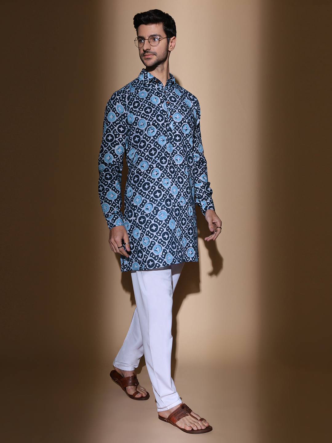 MOSHI Batik Print Cotton Medium Kurta - Image 3