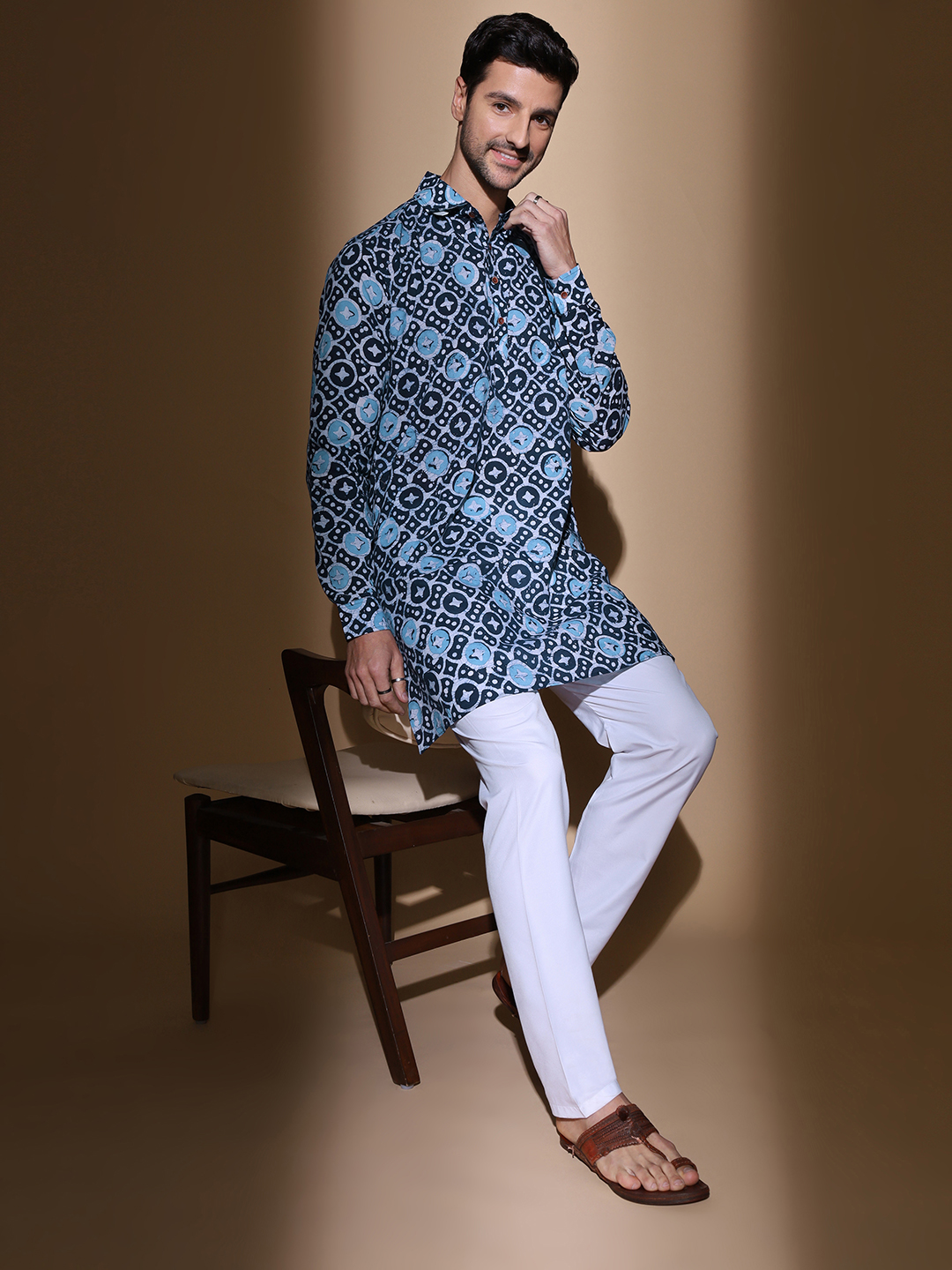 MOSHI Batik Print Cotton Medium Kurta - Image 5